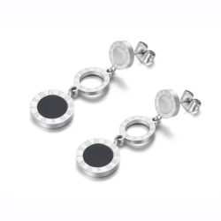 KOLCZYKI DŁUGIE Z MASĄ PERŁOWĄ I EMALIĄ SREBRNE- URBAN CHIC